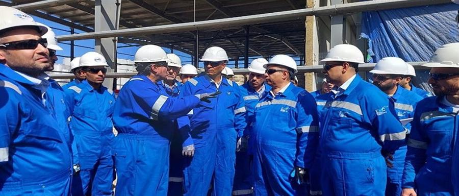 رئيس إيكم يتفقد مشروع شركة السويس لمشتقات الميثانول بدمياط لمتابعة معدلات التنفيذ