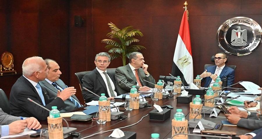الخطيب: تقليص زمن الإفراج الجمركي إلى 5.8 يوم وخطة للوصول إلى يومين قبل نهاية العام